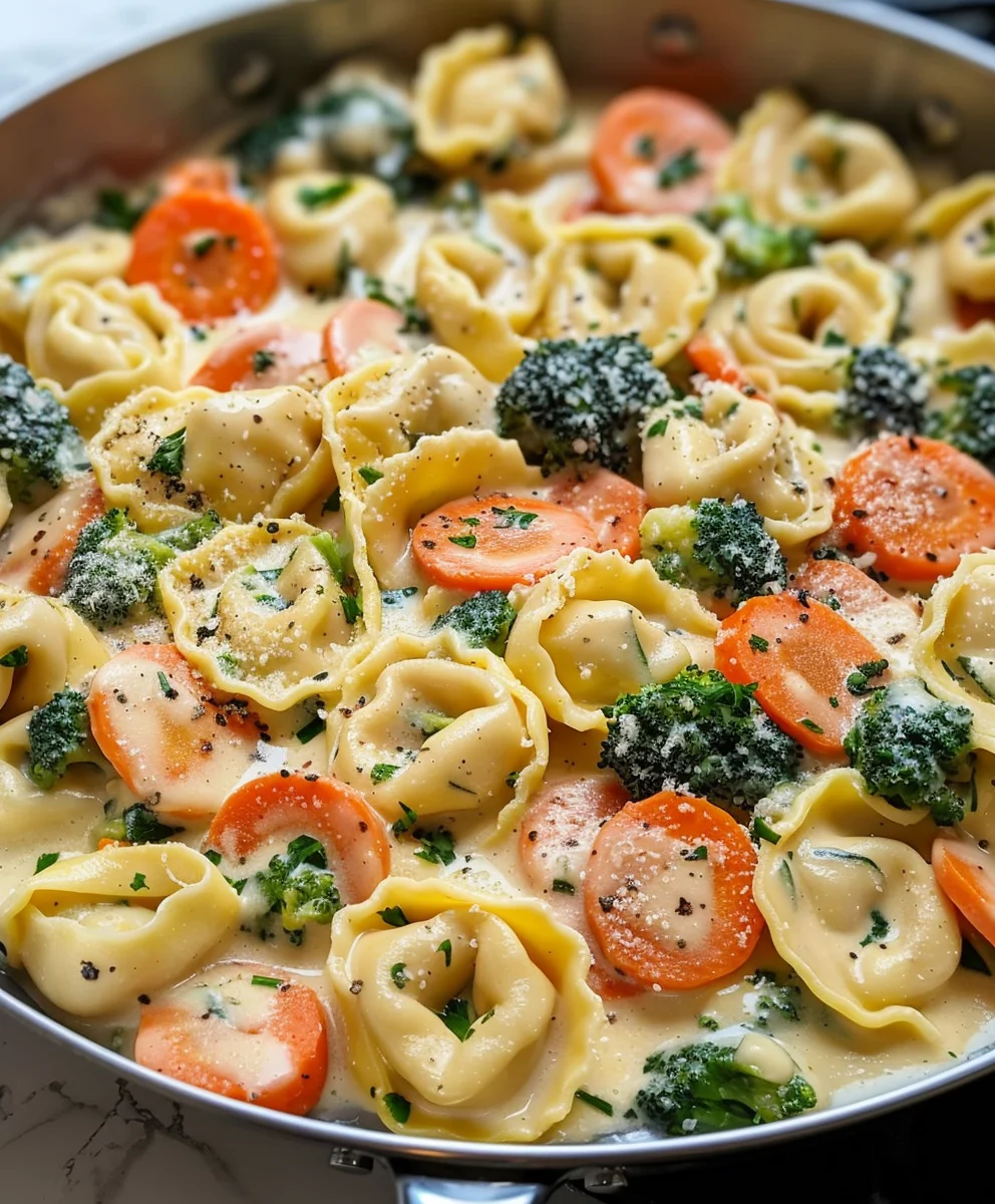 Cremige Gemüse Tortellini Pfanne
